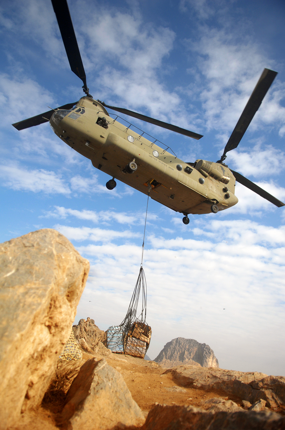 CH-47F Chinook - USAASC