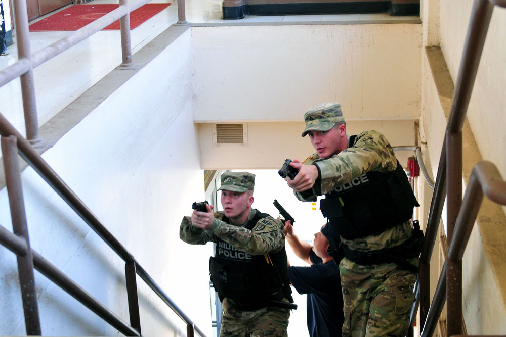 The 8th Theater Sustainment Command (TSC) conducted an active-shooter exercise in September 2017 at the command’s headquarters on Fort Shafter, Hawaii. First responder communications are supported by LMRs, now supplied through an innovative arrangement involving two contractors and two enterprise LMR locations. Each contractor supplies the primary core for one location and the secondary core for the other location. (U.S. Army photo by Staff Sgt. Michael Behlin, 8th TSC) 